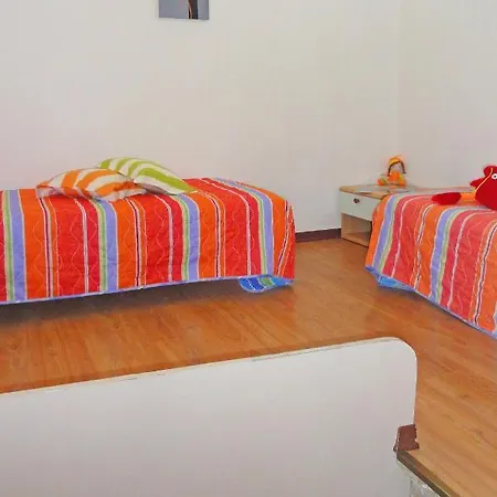 Apartment Primula By Interhome